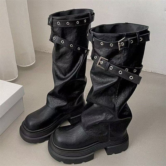 Damen Plateau-Stiefel mit modischem Schnallenverschluss und eleganter Faltenoptik EB