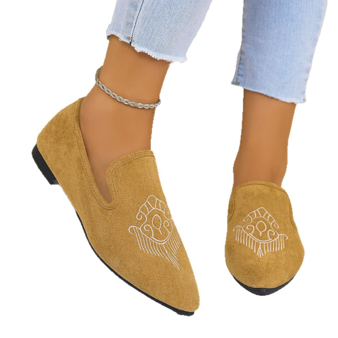 Damen nan bestickte Wildlederoptik-Slipper mit spitzer Leistenform und flacher rutschfester Gummisohle EB