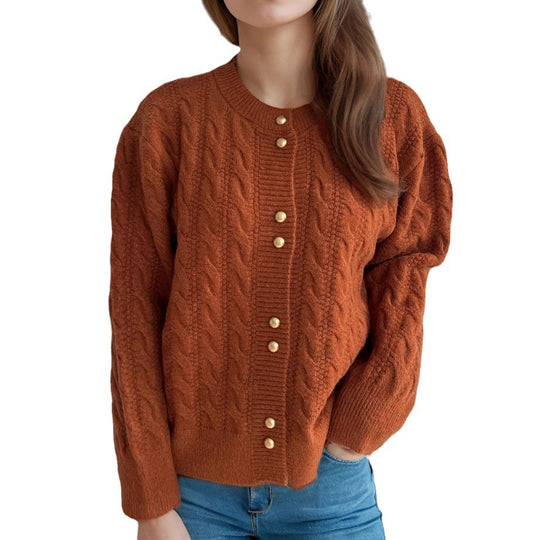 Damen Strickjacke mit eleganter Zopfmusterstruktur und dekorativen Knöpfen EB