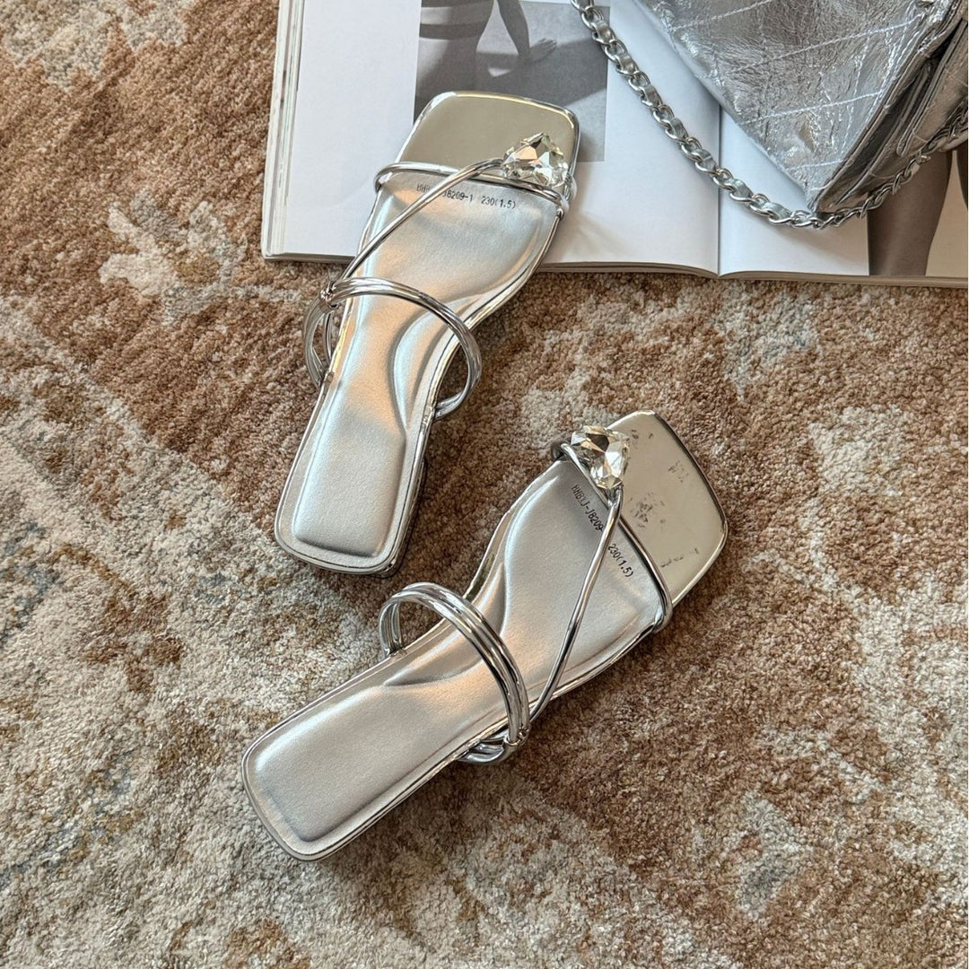 Damen Elegante und bequeme Sandalen mit modischem Riemendesign und hochwertiger Oberflächenstruktur EB