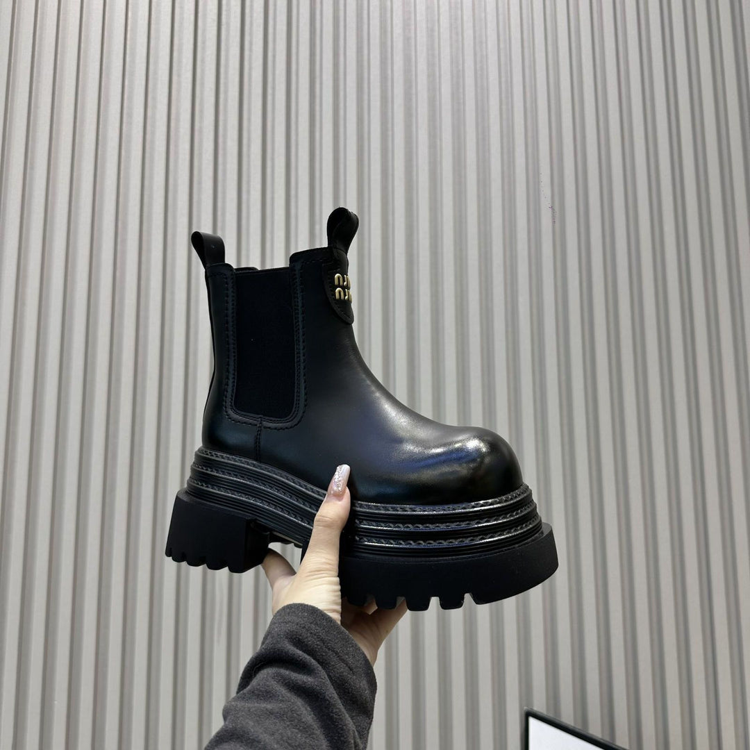 Damen Modische Chelsea-Boots mit Plateau und elastischen Einsätzen EB