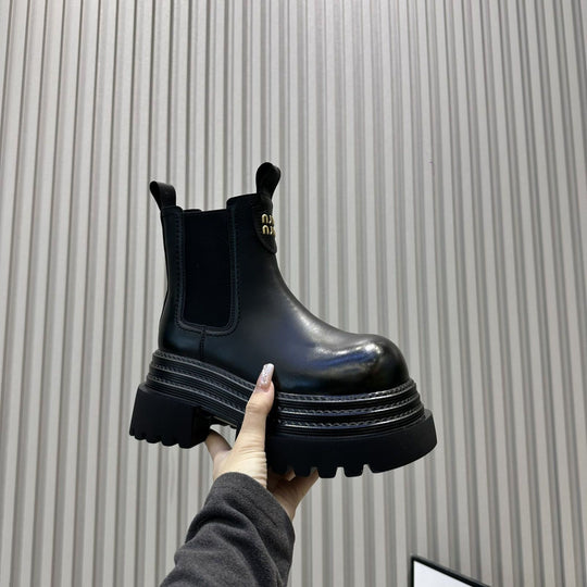 Damen Modische Chelsea-Boots mit Plateau und elastischen Einsätzen EB