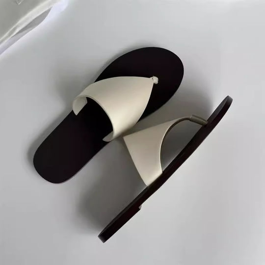 Damen zeitgemäße Zehentrenner-Sandalen mit bequemem Fußbett EB