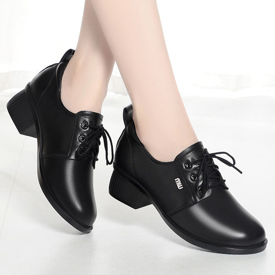 Damen klassische Schnürschuhe mit elegantem Blockabsatz und modischem Detail EB