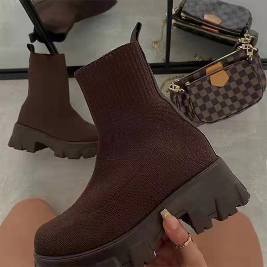 Damen Sock-Ankle-Boots mit grobem Offroad-Profil und elastischem Strickschaft EB