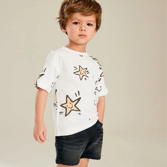 Kinder T-Shirt mit fröhlichem Sternenmuster EB