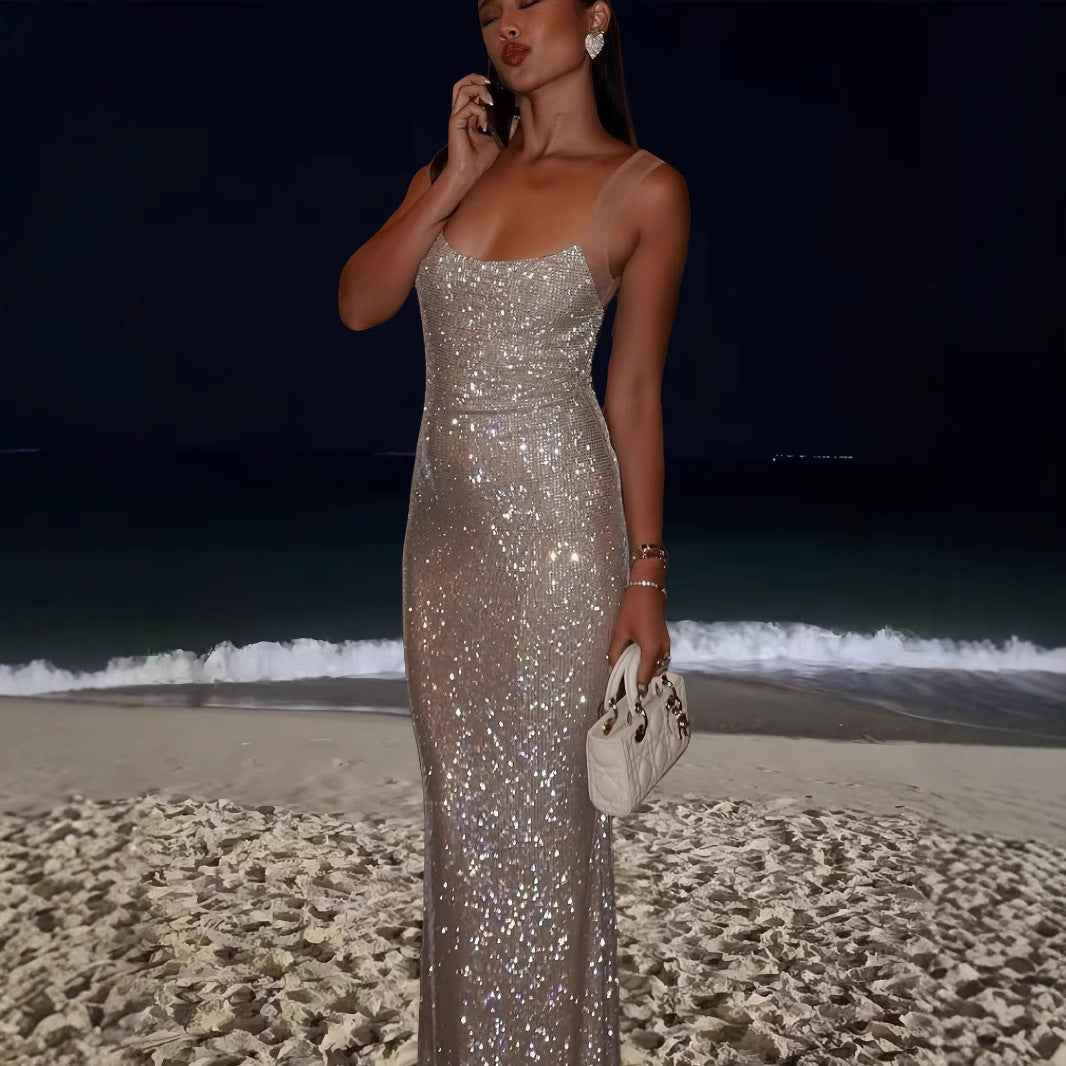 Damen Elegantes Pailletten Maxikleid mit tiefem Rundhalsausschnitt und figurformendem Schnitt EB