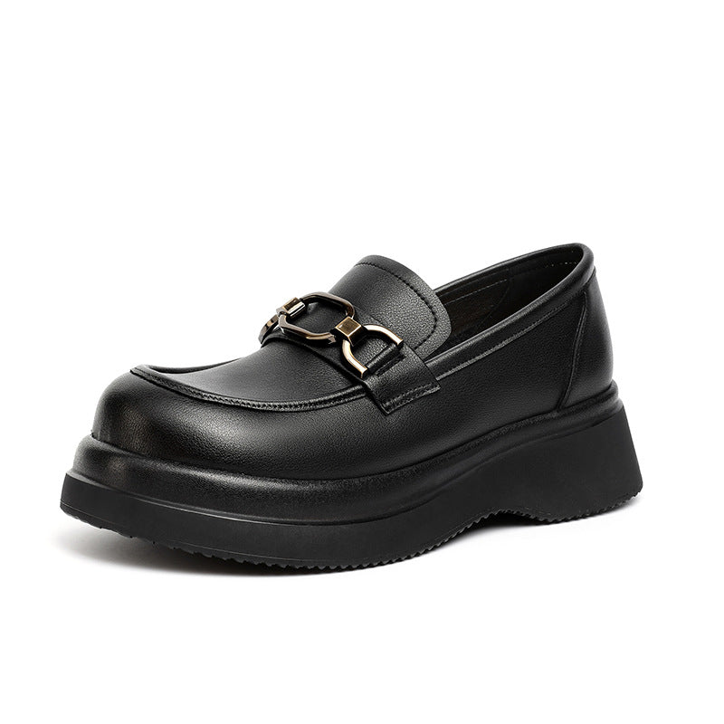 Damen Modische Mokassins mit robustem Blockabsatz und elegantem Kettendetail EB