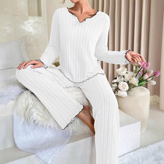 Damen Gemütlicher zweiteiliger Pyjama mit kontrastierenden Rüschen EB