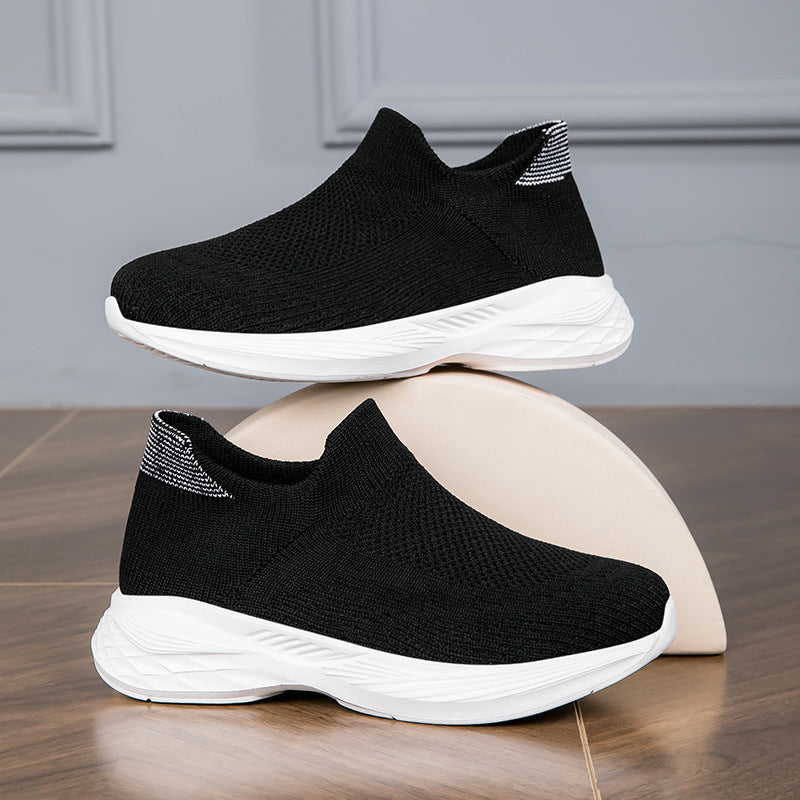 Damen Sportliche Slip-On Sneakers mit rutschfester Sohle und atmungsaktivem Obermaterial EB