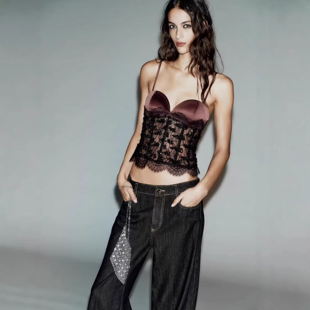 Damen Spitzen-Crop-Top mit herzförmigem Ausschnitt und eleganter Bundkante EB