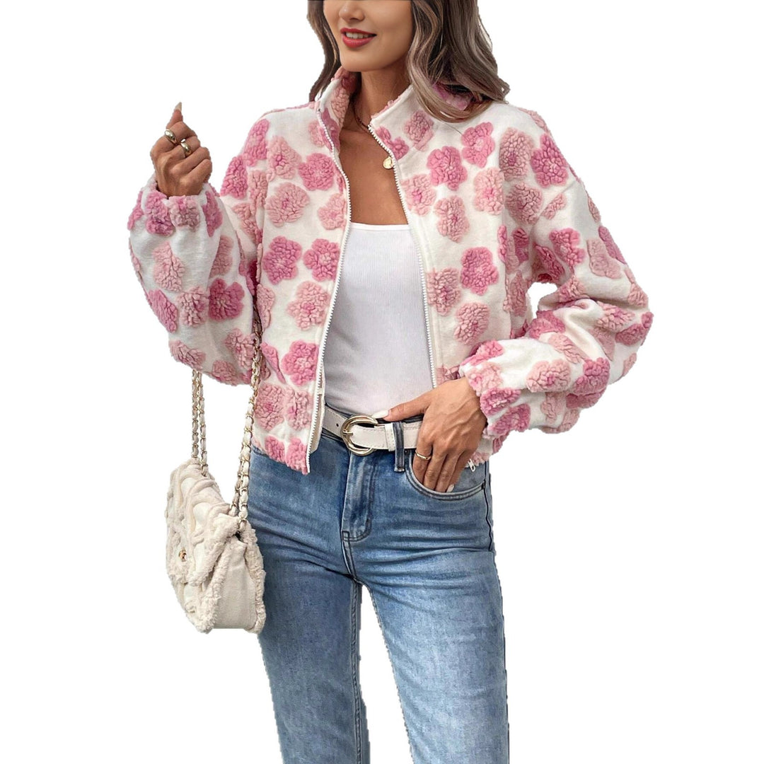 Damen Kuscheljacke mit floralem Relief-Design und Stehkragen EB