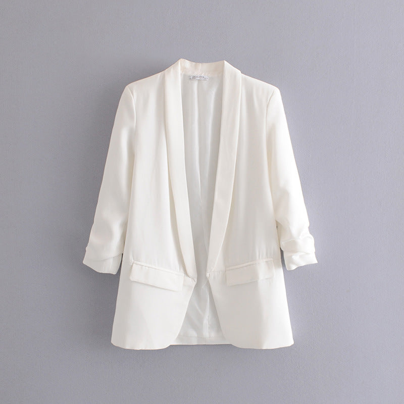 Damen Moderner Blazer mit eleganter Schnittführung und praktischen Taschen EB