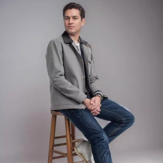 Herren Suedejacke mit modischem Design und praktischen Taschen EB