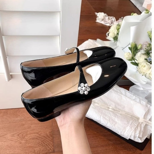 Damen Ballerinas mit eleganten Cut-Outs und modischem Dekor EB