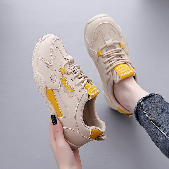 Damen Sportliche Sneakers mit innovativem Schnürsystem und atmungsaktiven Einsätzen EB
