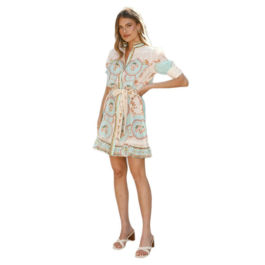 Damen Kurzarmkleid mit dekorativer Knopfleiste und verspieltem Volant EB