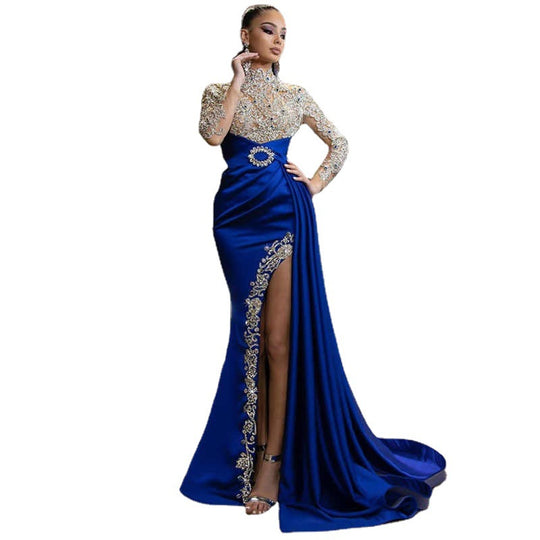 Damen Elegantes Abendkleid mit aufwendigen Spitzenapplikationen und hohem Schlitz EB