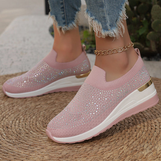 Damen  Strick Slip-On Sneaker mit funkelndem Strassbesatz, elastischem Einstieg und dämpfender Plateausohle EB