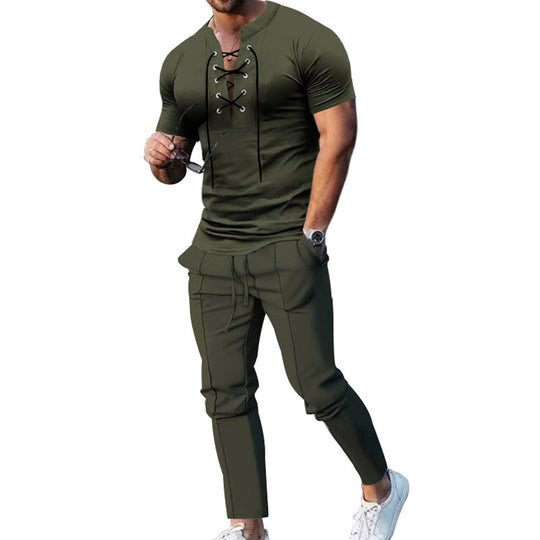 Herren Freizeit-Set mit lässigem Henley-Oberteil und modernen Jogginghosen EB