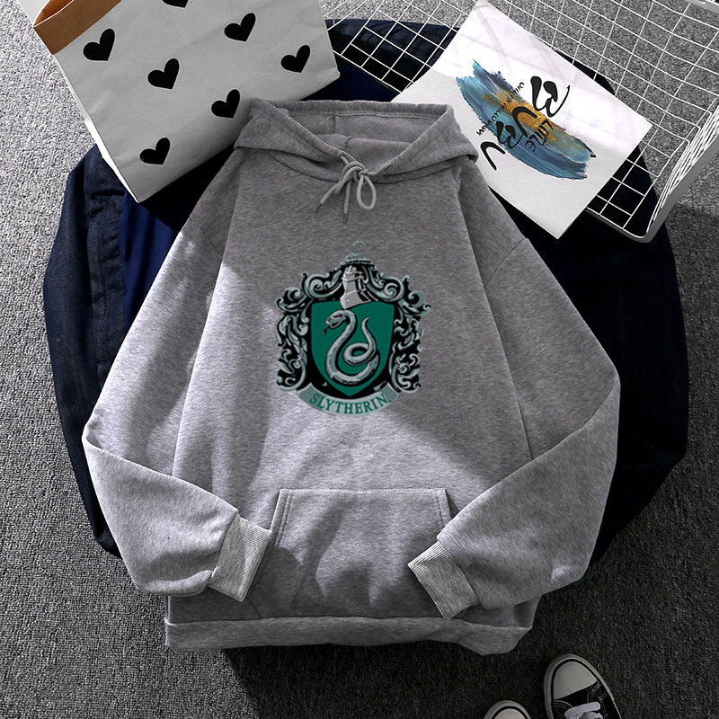 Damen nan gemütlicher Kapuzenpullover im Oversize-Cut mit heraldischem Schlangenwappen und weichem Fleece-Innenfutter EB