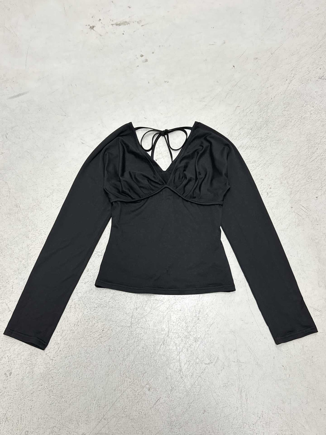 Damen nan figurbetontes Langarm-Top mit tiefem V-Ausschnitt, Nackenband zum Binden und taillierter Silhouette EB