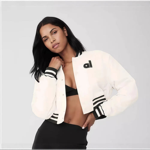 Damen sportliche Bomberjacke im modernen Design EB