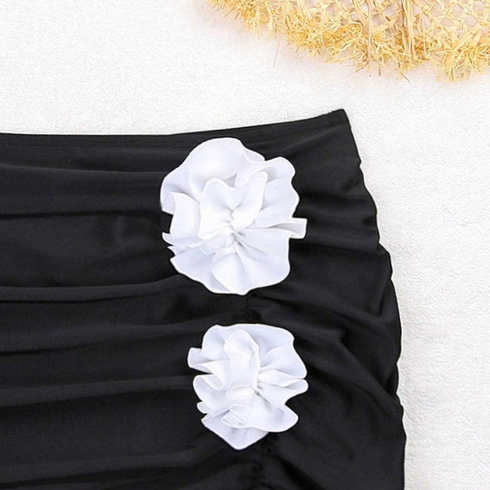 Damen Faltensetz mit dekorativen Blumen EB