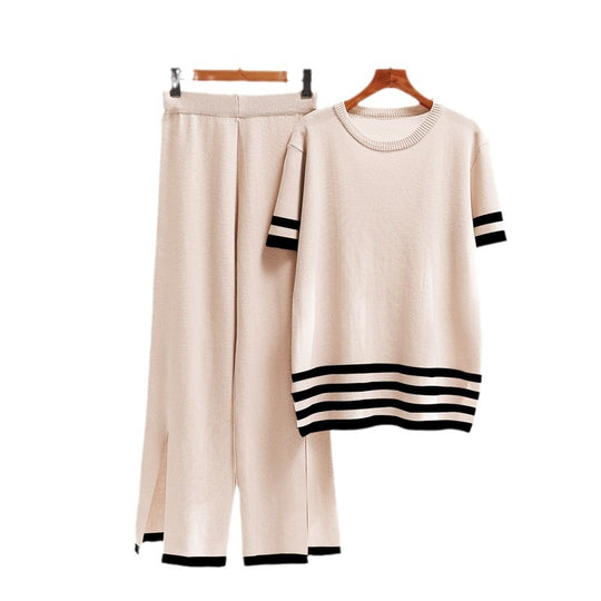Damen stylisches Strick-Loungewear-Set mit breiten Streifen und seitlichen Schlitzen EB