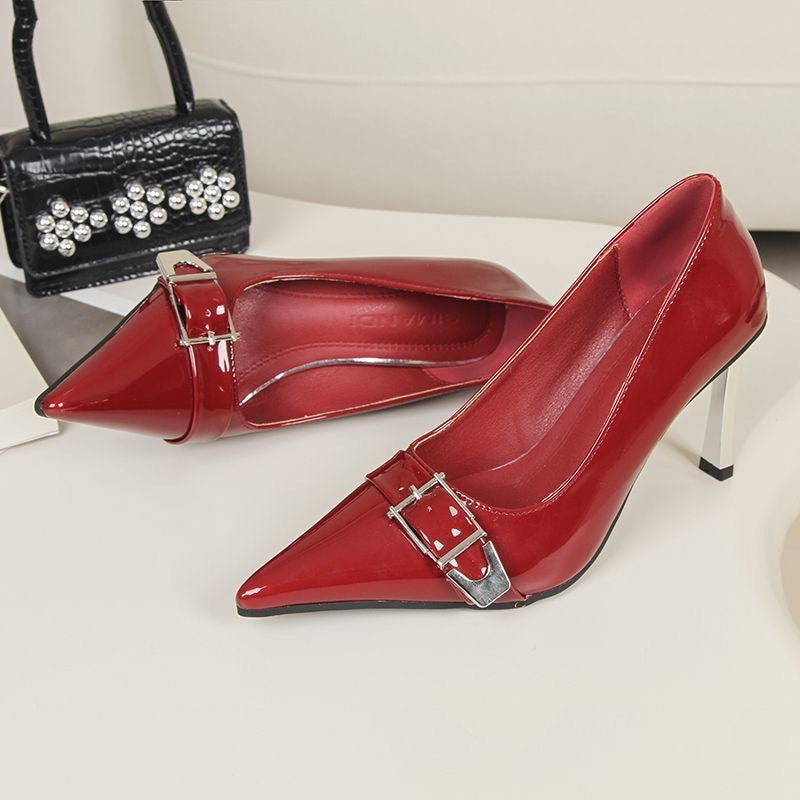 Damen spitze High Heel Pumps mit dekorativem Riemen EB