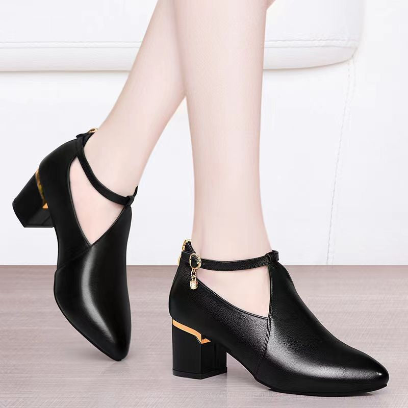 Damen nan spitz zulaufende Pumps mit Cut-Out, Knöchelriemchen, Fersenreißverschluss und mittelhohem Blockabsatz EB