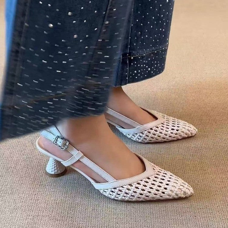 Damen Slingback-Pumps mit geflochtener Oberflächenstruktur und elegantem Absatz EB