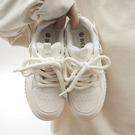 Damen Sportliche Chunky Sneakers mit dekorativen Sternen-Akzenten EB