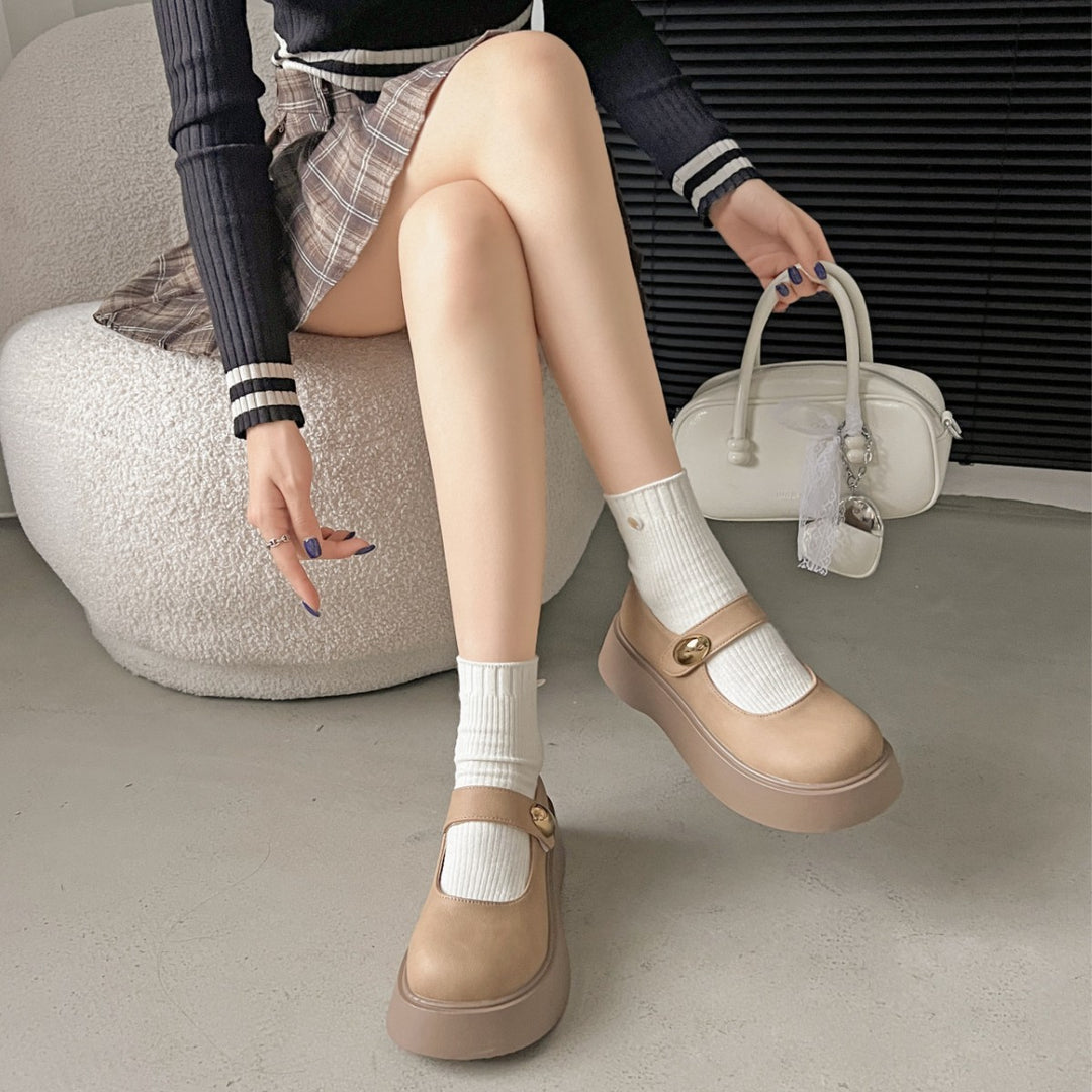 Damen Modische Plateau-Mary Jane Schuhe mit dekorativem Riemen und komfortabler Sohle EB