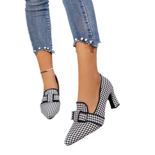 Damen elegante Pumps mit modischer Kettenschnalle EB