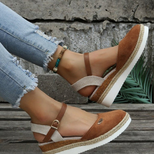 Damen Wedge-Sandalen mit geflochtenem Riemendesign und komfortablem Fußbett EB