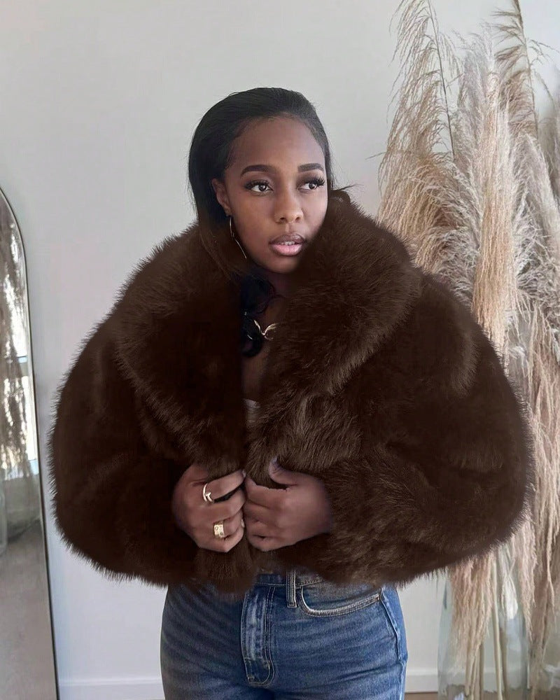 Damen Kuschelige Felljacke im Trend EB