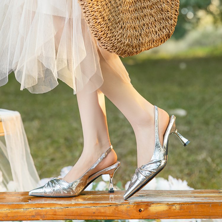Damen elegante Slingback-Pumps mit metallic glänzendem Obermaterial EB