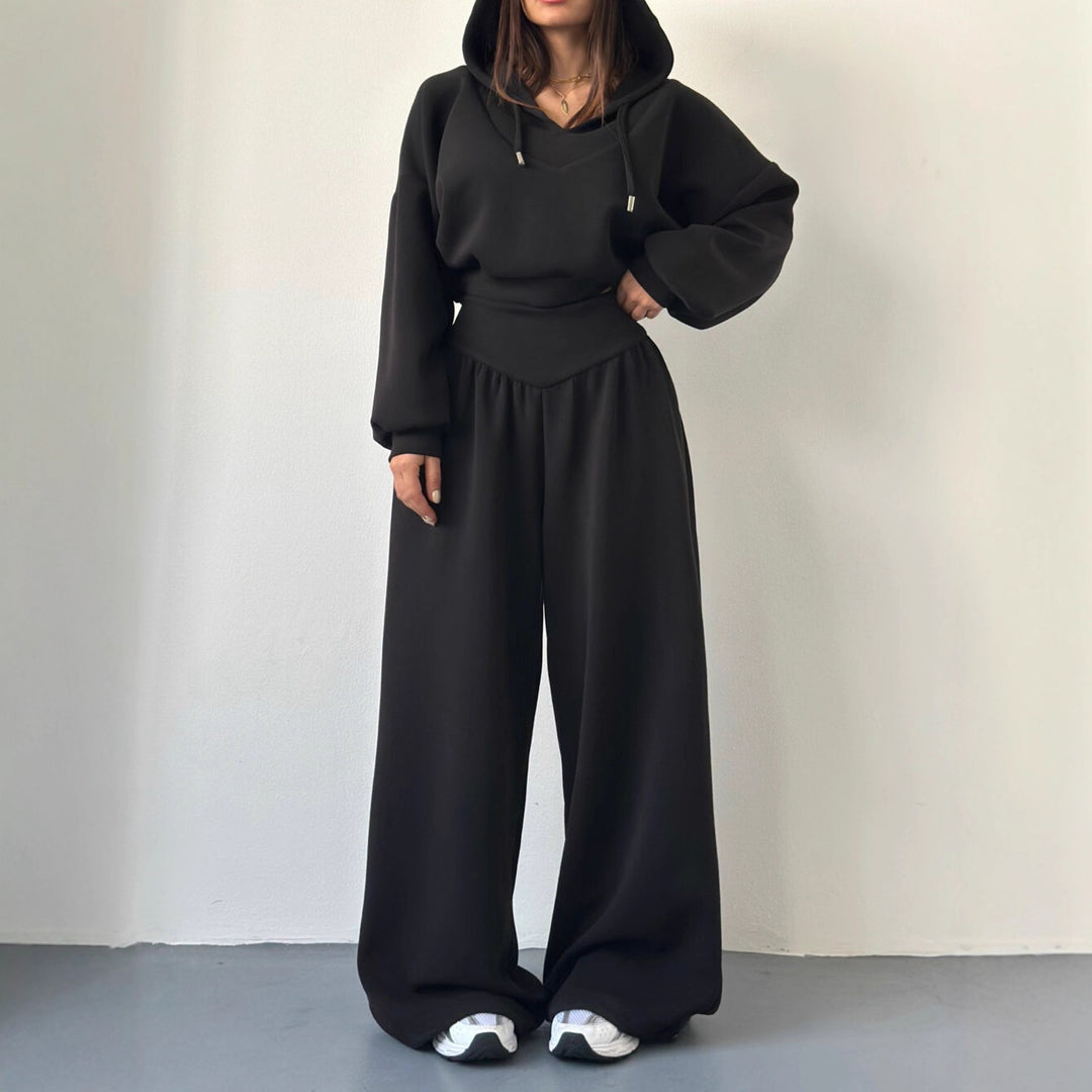 Damen nan luxuriöses Freizeitset Kapuzenpullover mit V-Ausschnittdetail und Culotte mit hoher Taille EB