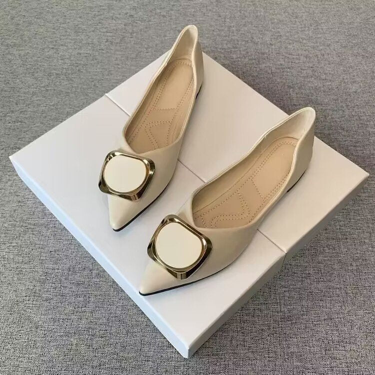Damen elegante Ballerinas mit modischem Schmuckdetail und komfortablem Fußbett EB