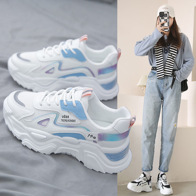 Damen Sportliche Sneakers mit voluminöser Sohle und reflektierenden Akzenten EB
