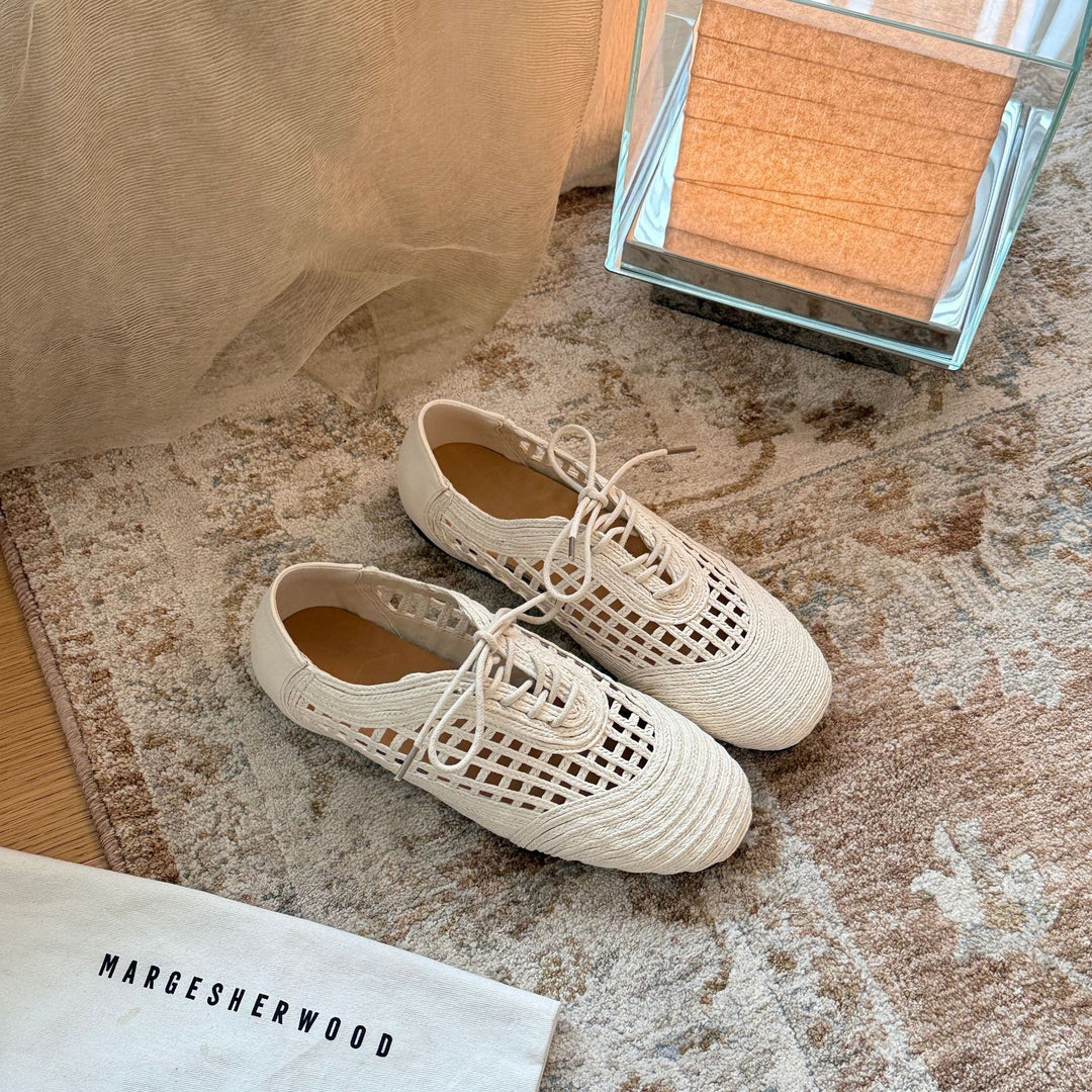 Damen Atmungsaktive und elegante Sneaker mit filigranem Netzdesign EB