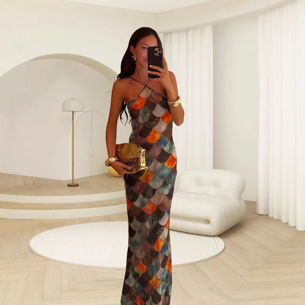 Damen Elegantes Maxikleid mit asymmetrischem Schnitt und schimmerndem Obermaterial EB