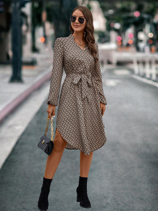 Damen Wickelkleid mit elegantem Muster und Taillengürtel EB