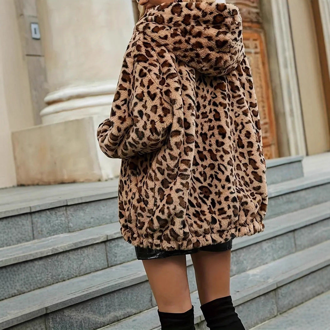 Damen Kunstfelljacke mit modernem Leopardenmuster und Kapuze EB
