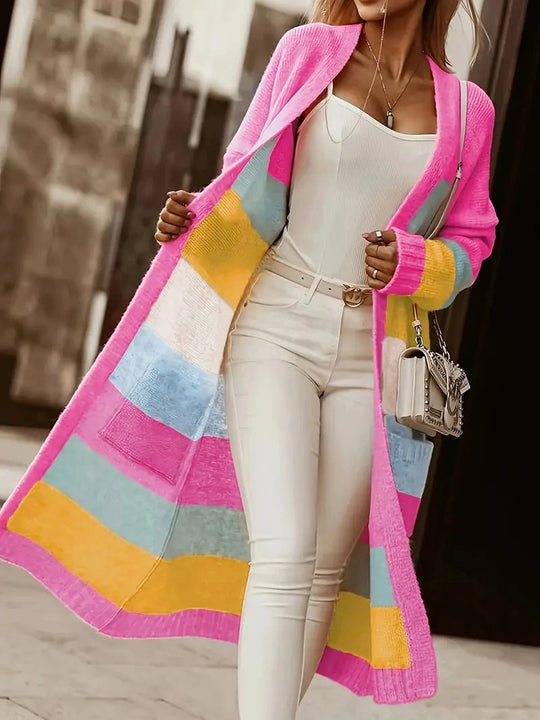 Damen modische Langstrickjacke mit buntem Streifenmuster EB