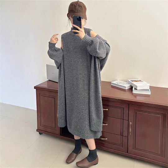 Damen Strickkleid mit offenen Schultern und lässigem Schnitt EB