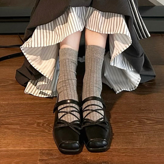 Damen bequeme Ballerinas mit elastischem Riemchen und gepolsterter Innensohle EB