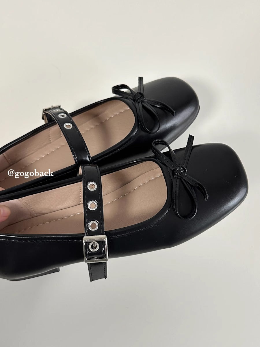 Damen Ballerinas mit dekorativem Schleifenakzent und verstellbarem Riemen EB