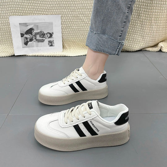 Damen Plateau Sneakers mit elegantem Design und rutschfester Sohle EB